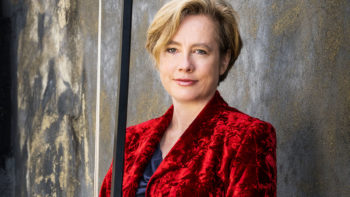 Saturday 23 November 2019Elizabeth Kenny (lute) Saturday 23 November 2019Elizabeth Kenny (lute)